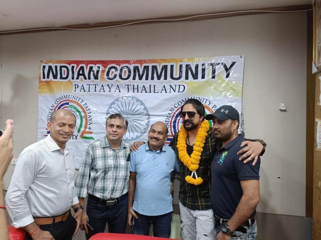 New Pind Balluchi Inn Pattaya Εξωτερικό φωτογραφία