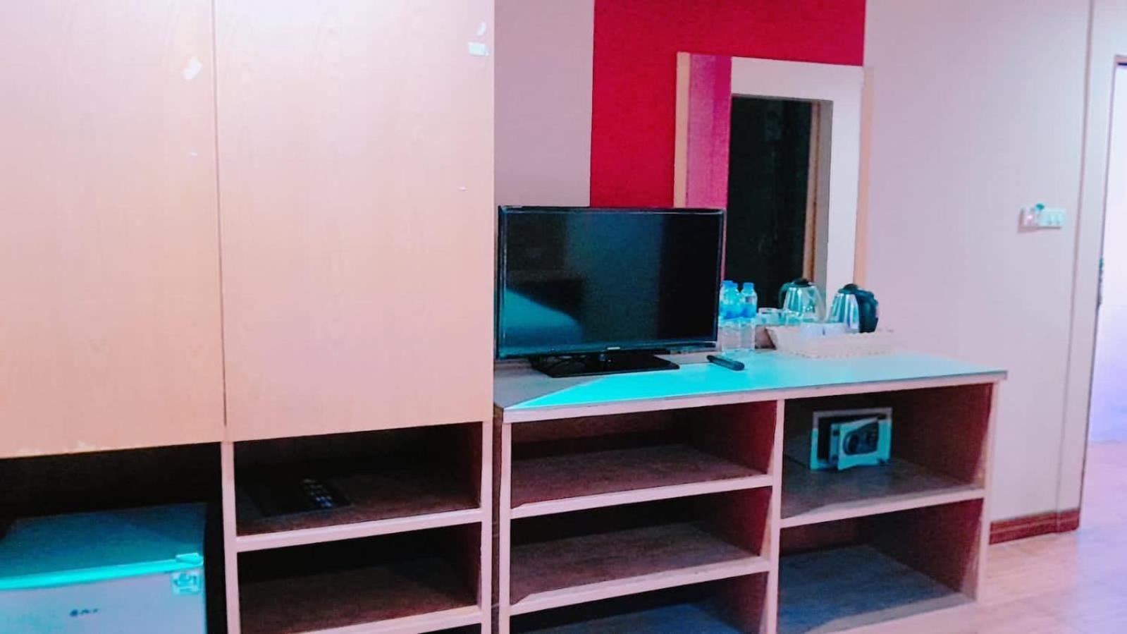 New Pind Balluchi Inn Pattaya Εξωτερικό φωτογραφία